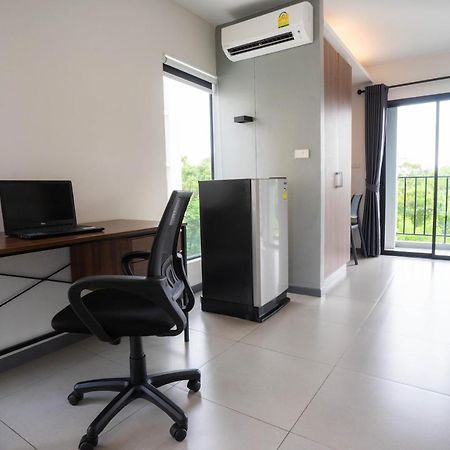 The Zleep Chonburi Hotel Bagian luar foto