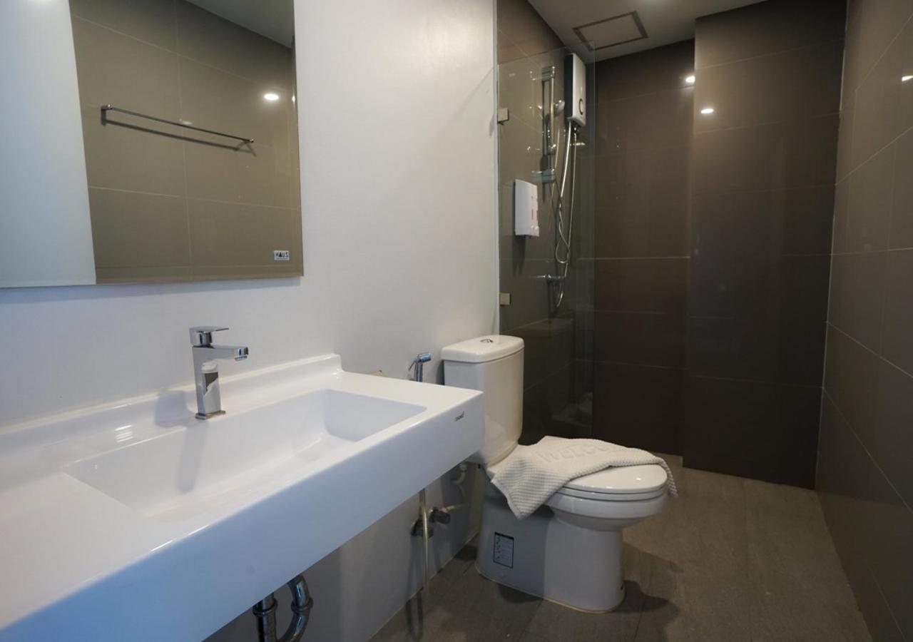 The Zleep Chonburi Hotel Bagian luar foto